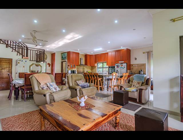 3 BEDROOM FREESTANDING FOR SALE IN WESTBROOK
